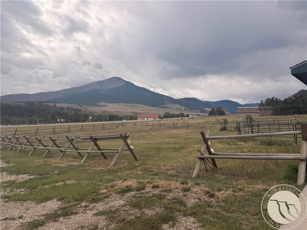 6631 Us Highway 212