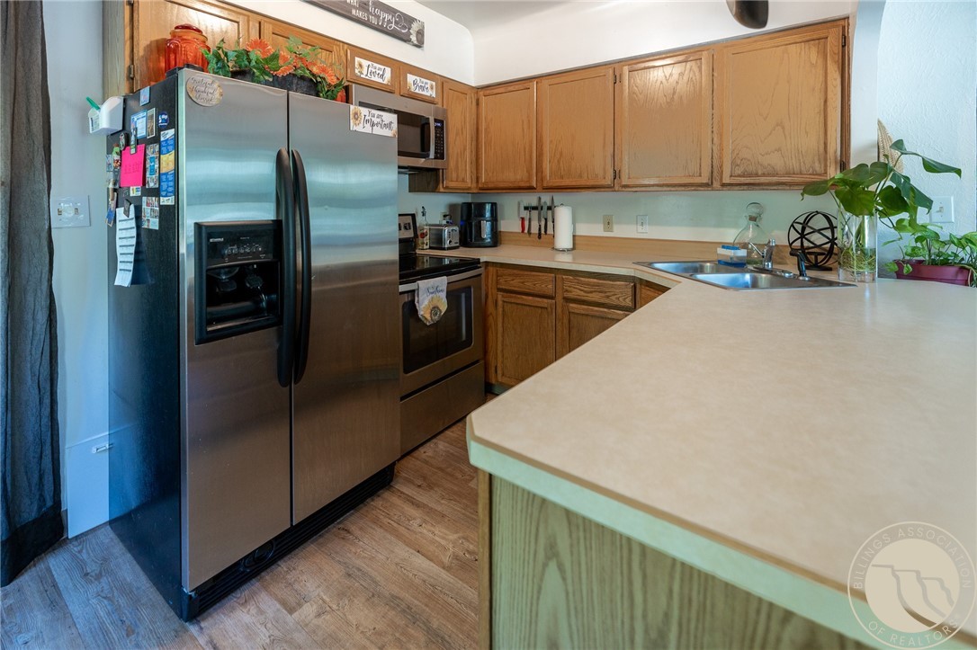 1227 N 24th