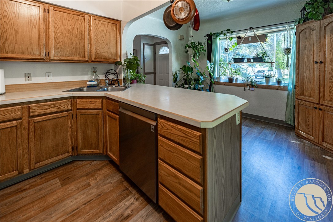 1227 N 24th