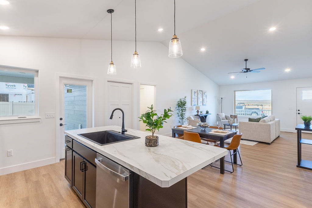 482 Montecito Avenue