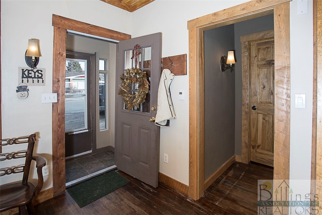 Red Lodge, Montana 59068, United States, 2 Bedrooms Bedrooms, ,1 BathroomBathrooms,Residential,Contingent,67818