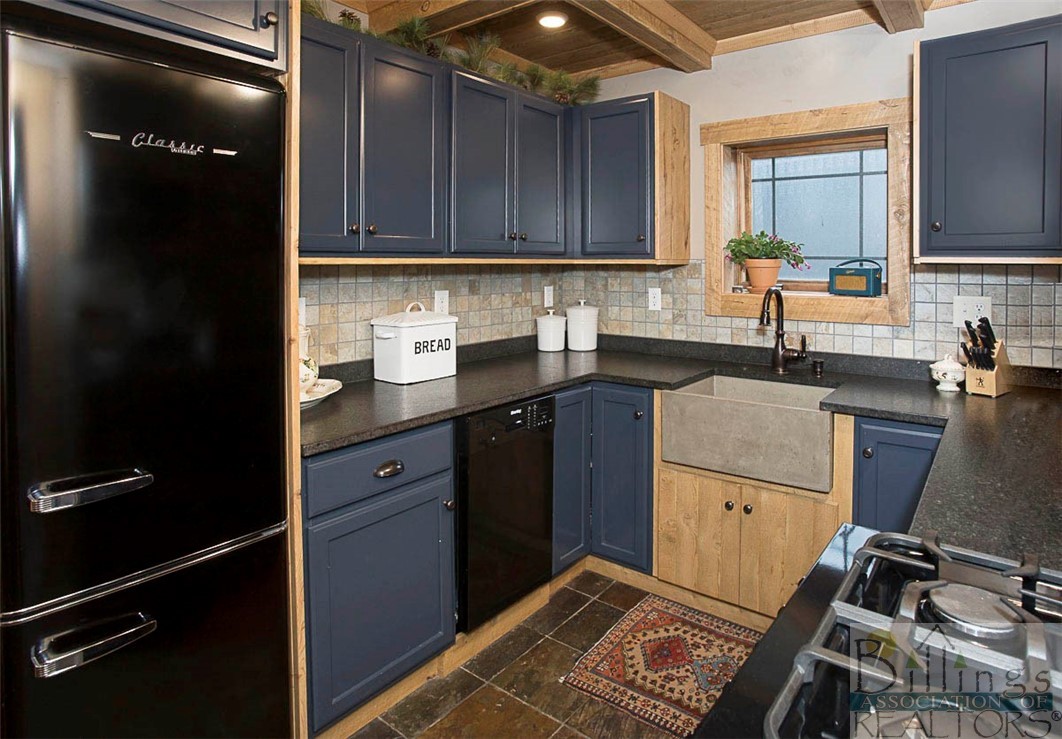 Red Lodge, Montana 59068, United States, 2 Bedrooms Bedrooms, ,1 BathroomBathrooms,Residential,Contingent,67818