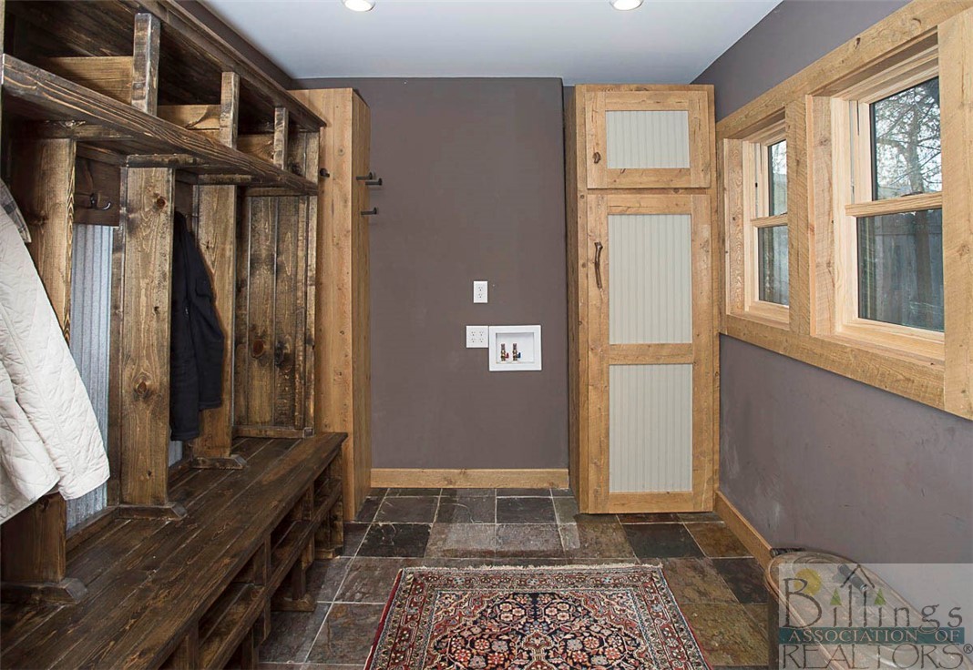 Red Lodge, Montana 59068, United States, 2 Bedrooms Bedrooms, ,1 BathroomBathrooms,Residential,Contingent,67818