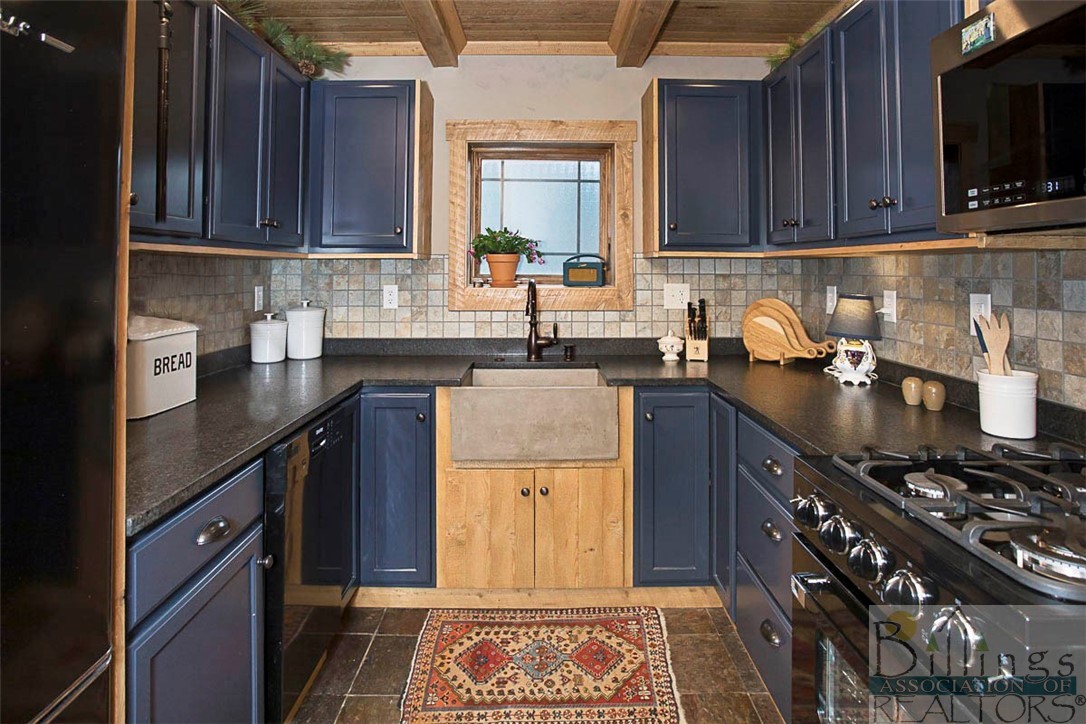 Red Lodge, Montana 59068, United States, 2 Bedrooms Bedrooms, ,1 BathroomBathrooms,Residential,Contingent,67818