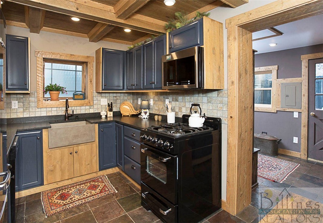 Red Lodge, Montana 59068, United States, 2 Bedrooms Bedrooms, ,1 BathroomBathrooms,Residential,Contingent,67818