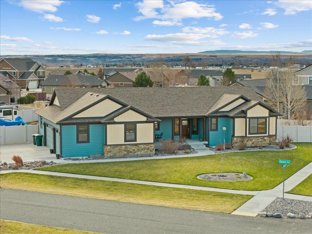 Photo of 301 Feldspar Way, Billings, MT 59106 (MLS # 357522)