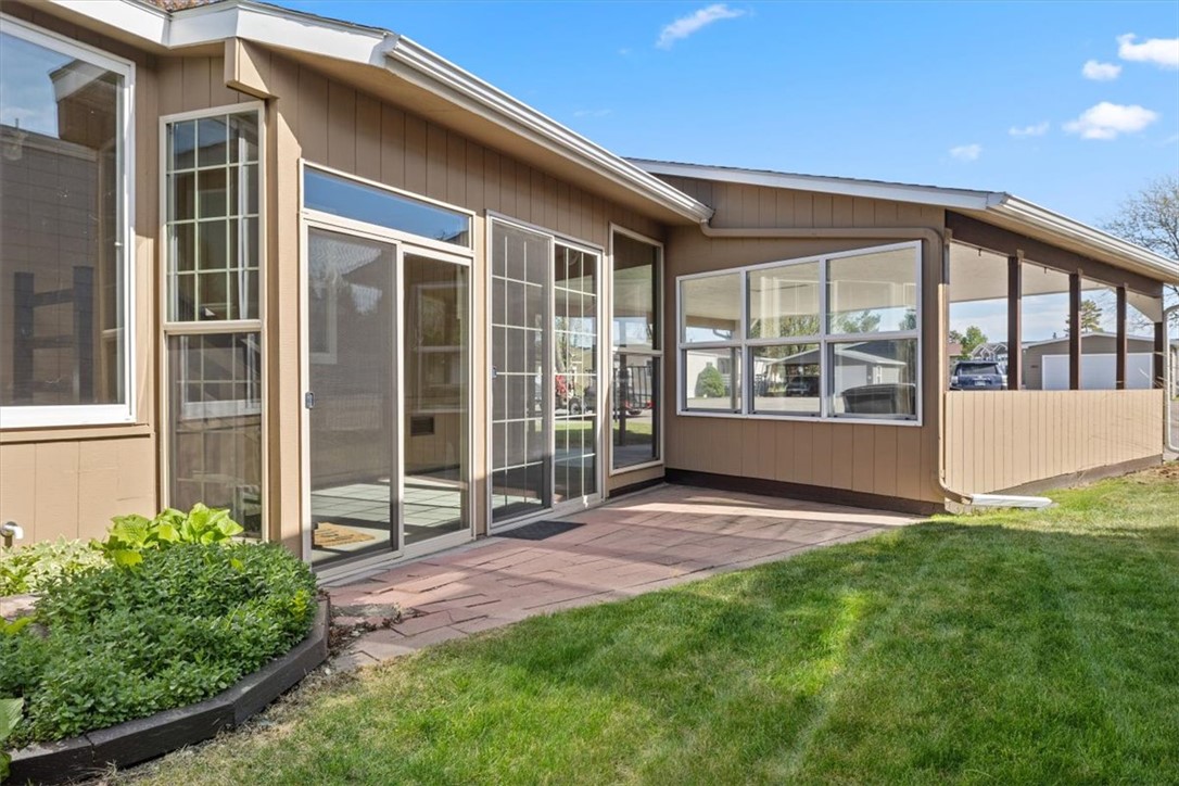 3855 Tanager Lane
