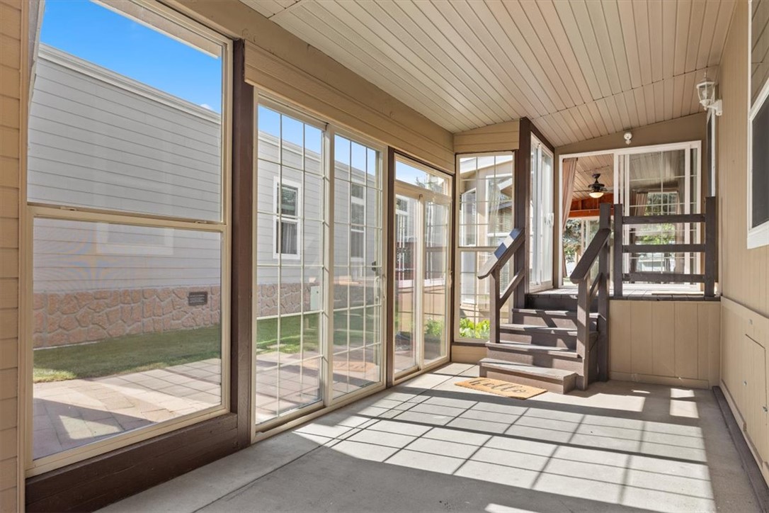 3855 Tanager Lane