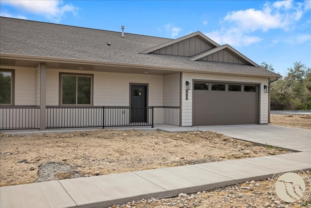 608 N Great Northern