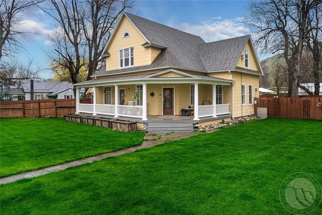 43 N Woodard Ave