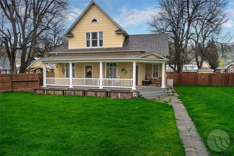 43 N Woodard Ave Absarokee MT 59001