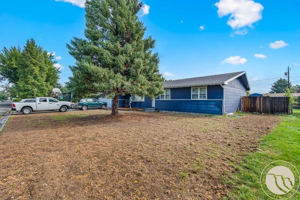 1843 Dogwood Drive