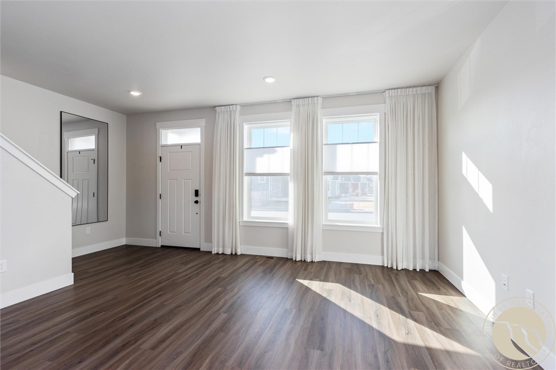 6135 Mollie Rose Lane