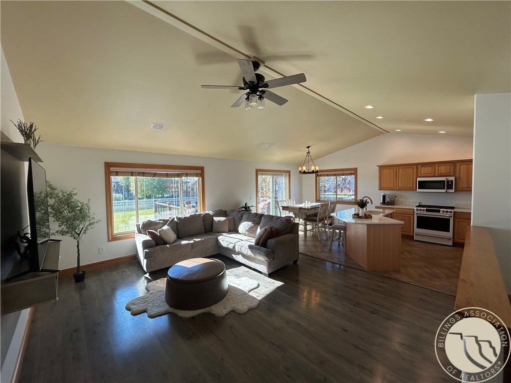 7100 Silversprings Circle