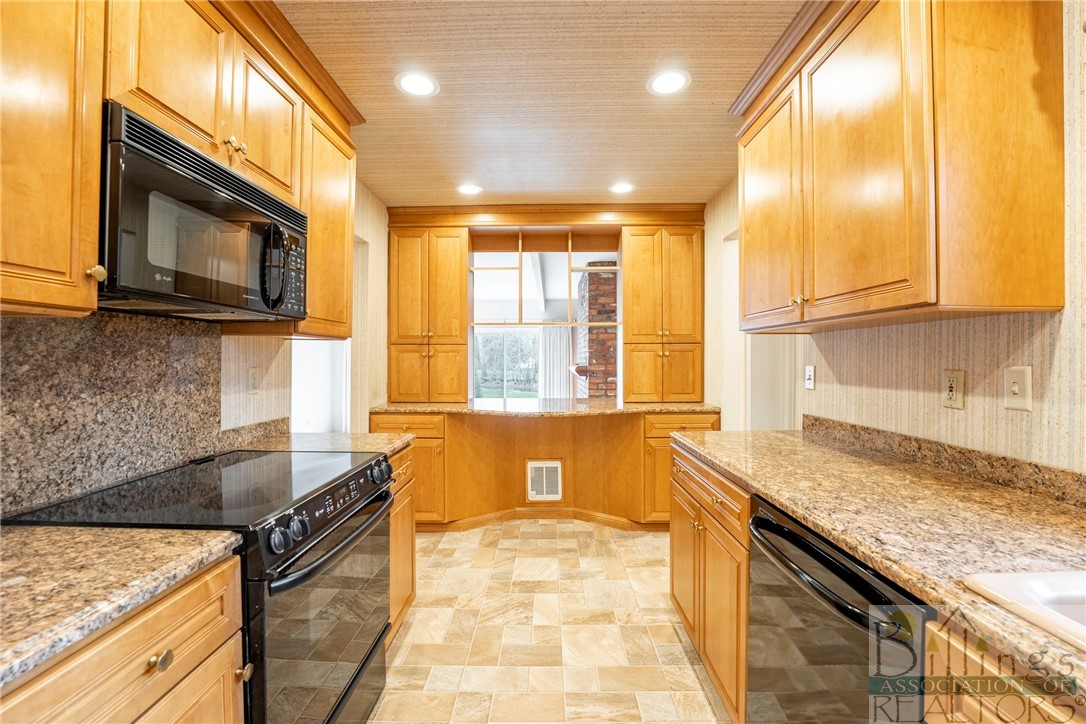 Billings, Montana 59102, United States, 2 Bedrooms Bedrooms, ,2 BathroomsBathrooms,Residential,Contingent,58570