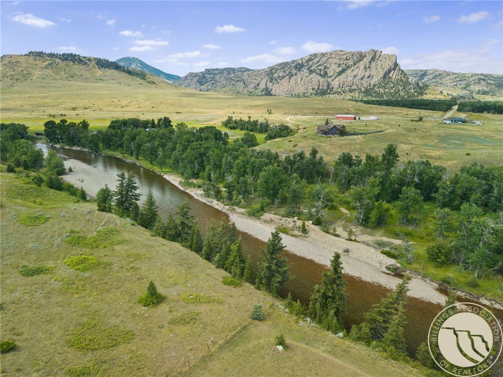 Nye, Montana 59061, United States, 5 Bedrooms Bedrooms, ,5 BathroomsBathrooms,Residential,Active,187984