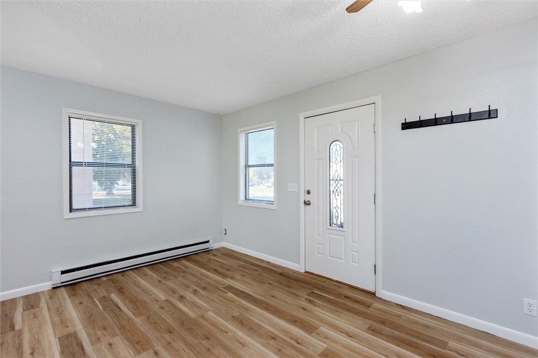 438 & 438 1/2 Terry Avenue
