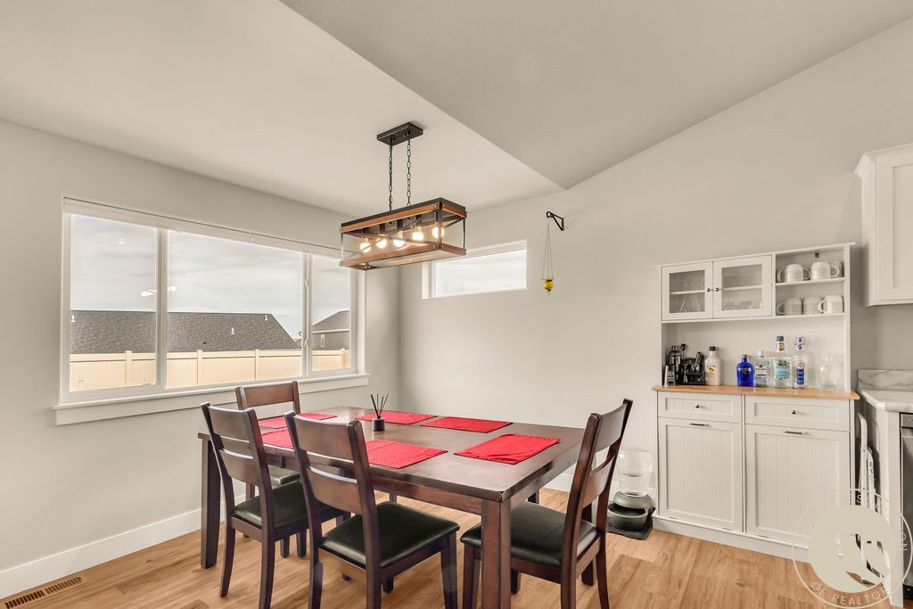 2474 W Bonito Loop