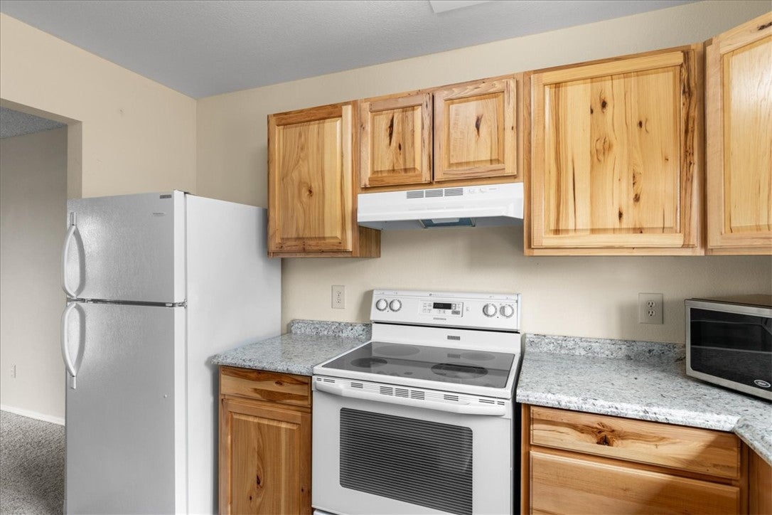 3285 Canyon Drive 81