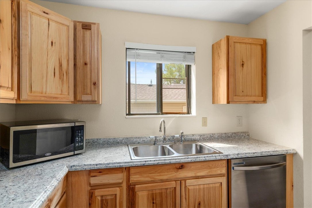 3285 Canyon Drive 81