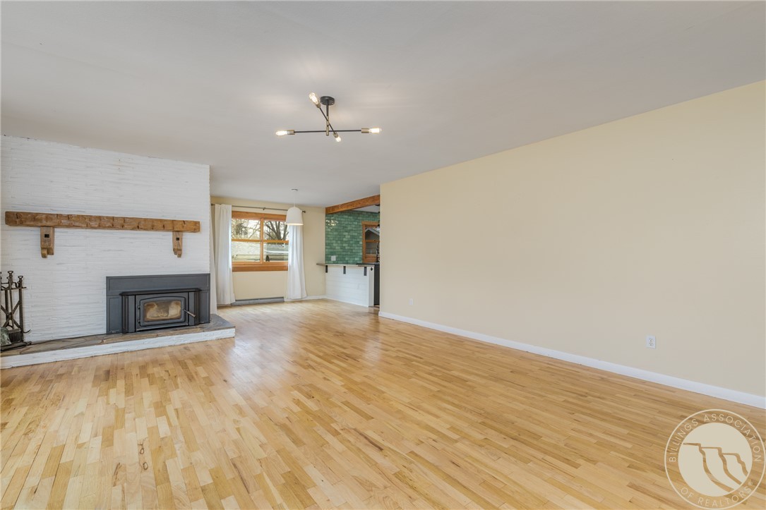 2308 Louise Lane