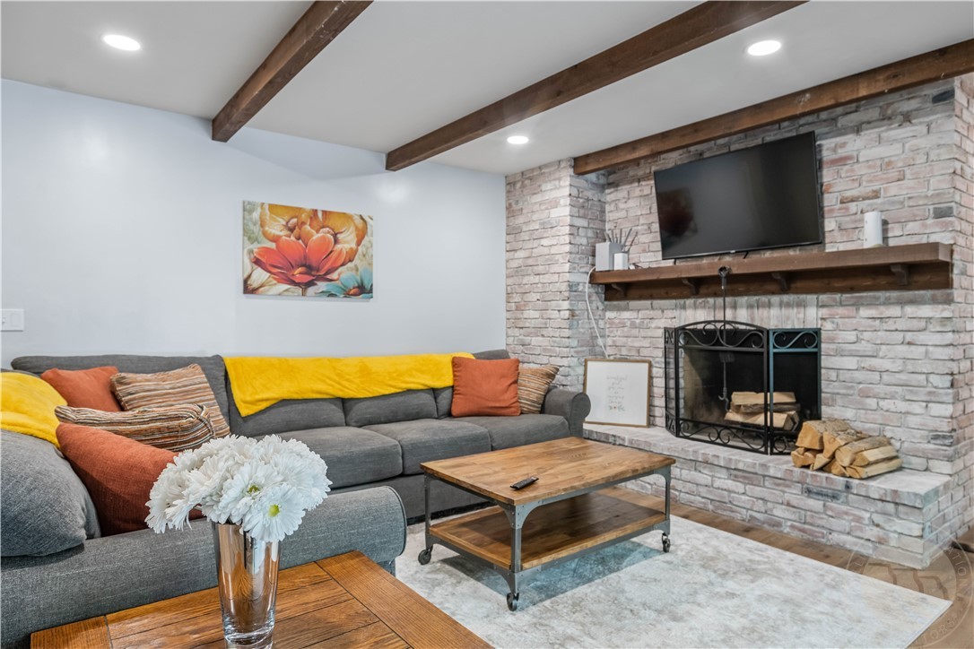 3135 Sycamore