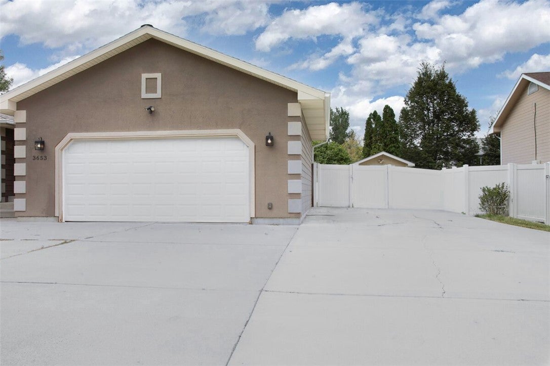 3653 Fort Laramie Drive