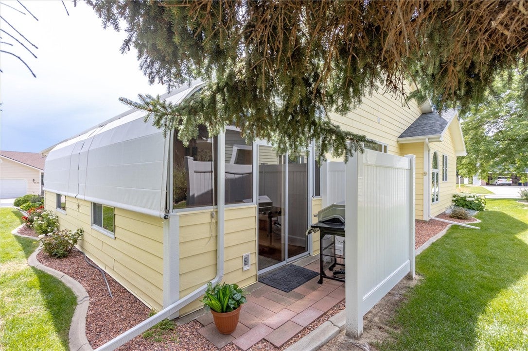 1765 Golden Boulevard