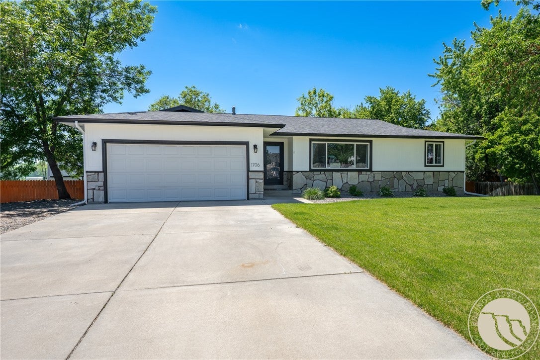 1706 Lake Hills Drive