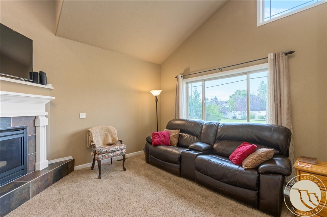 1512 Mustang Valley Drive