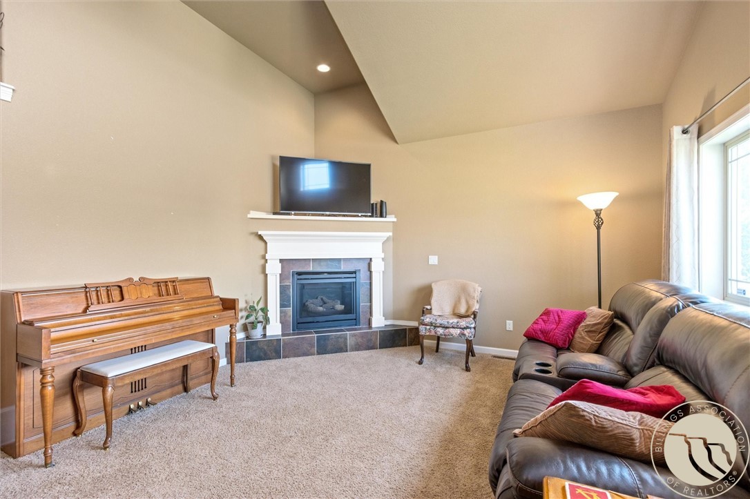 1512 Mustang Valley Drive