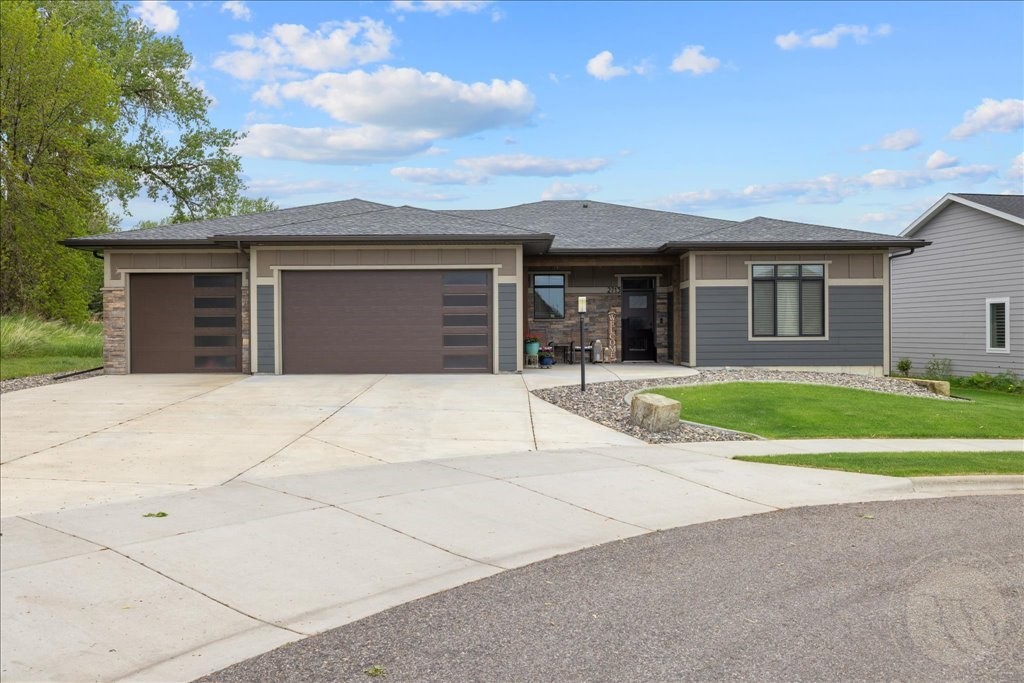 2713 Auburn Circle