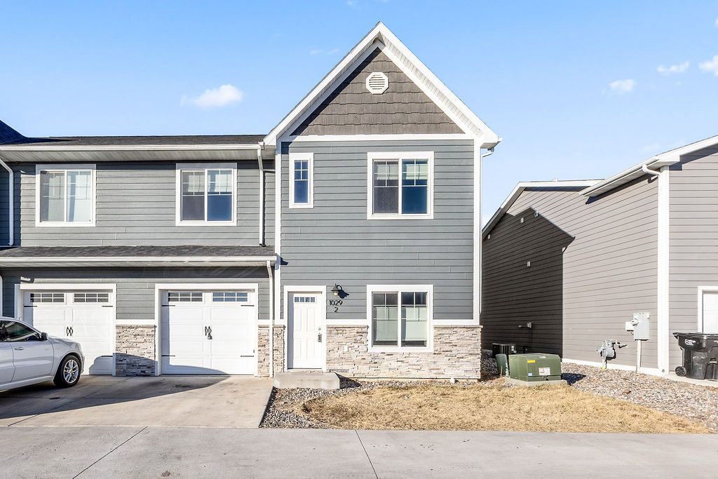 Photo of 1029 Yellowstone Ave #2, Billings, MT 59102 (MLS # 357557)