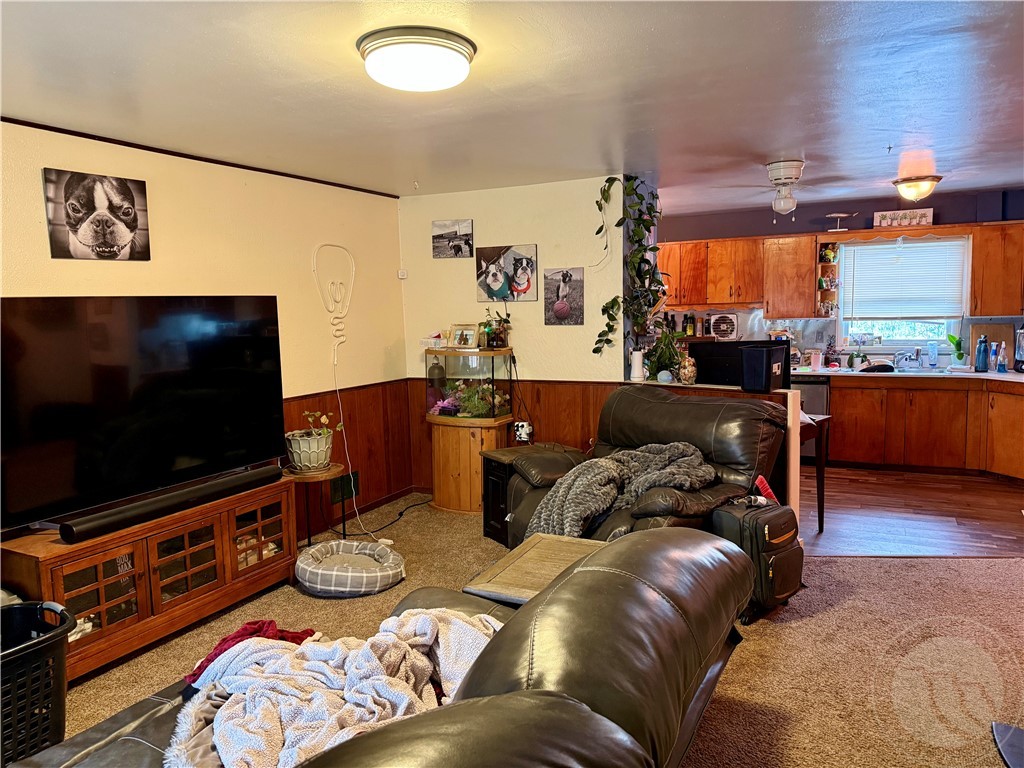 618 & 620 Howard Ave