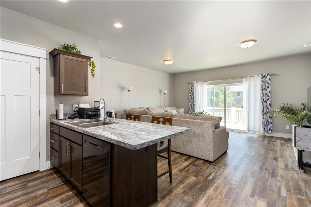 146 W Antelope Trail