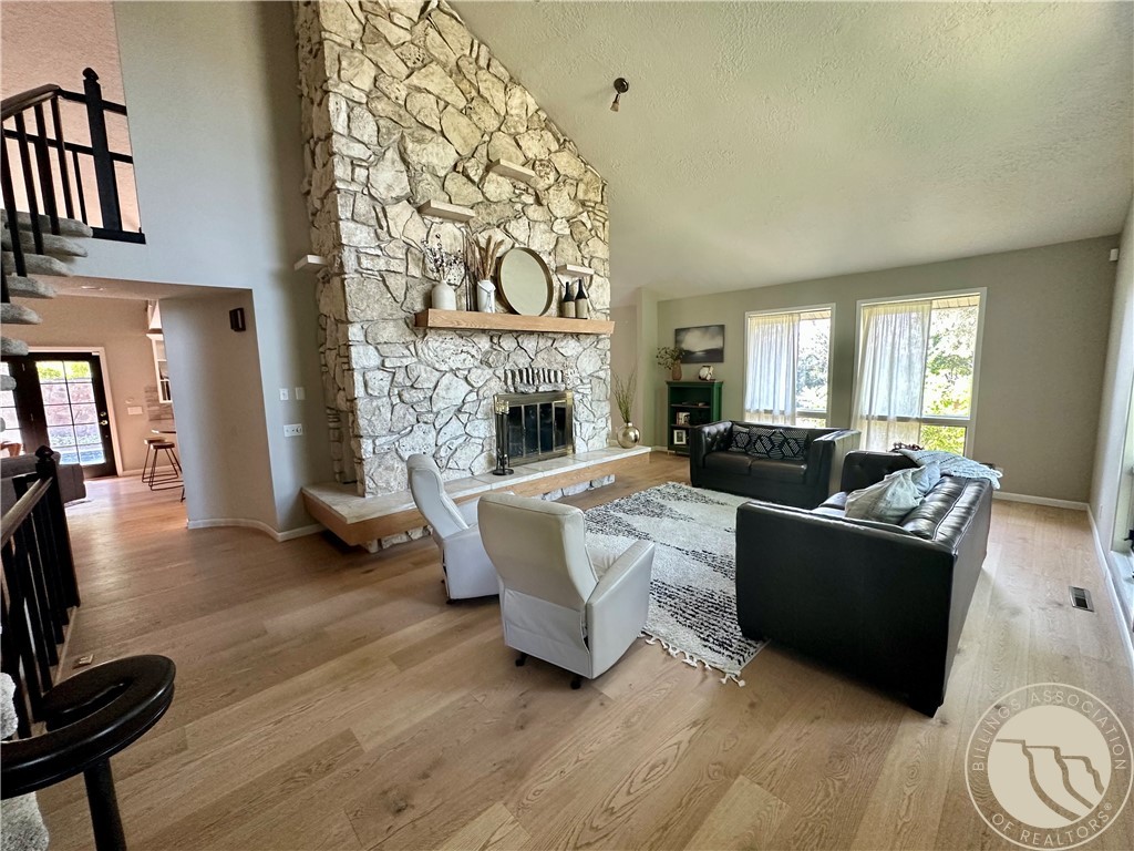 3311 Harlou Dr.