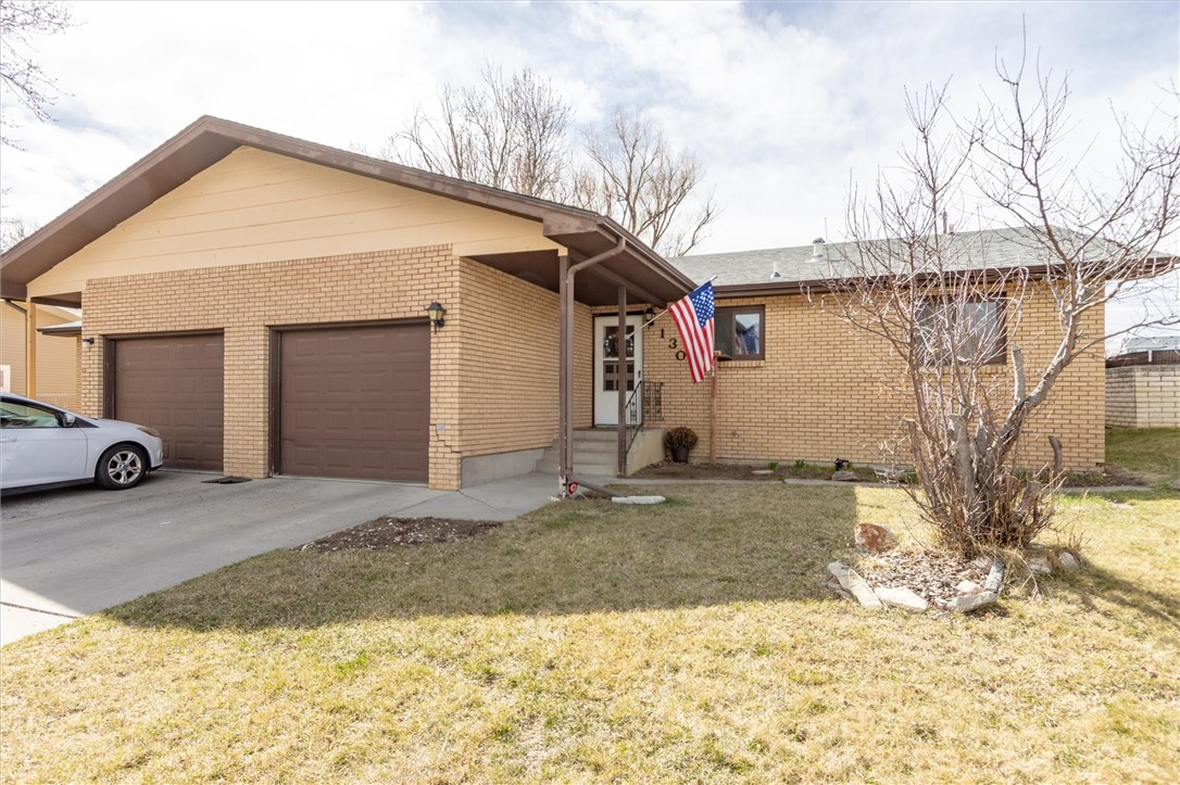 130-132 Stillwater Ln