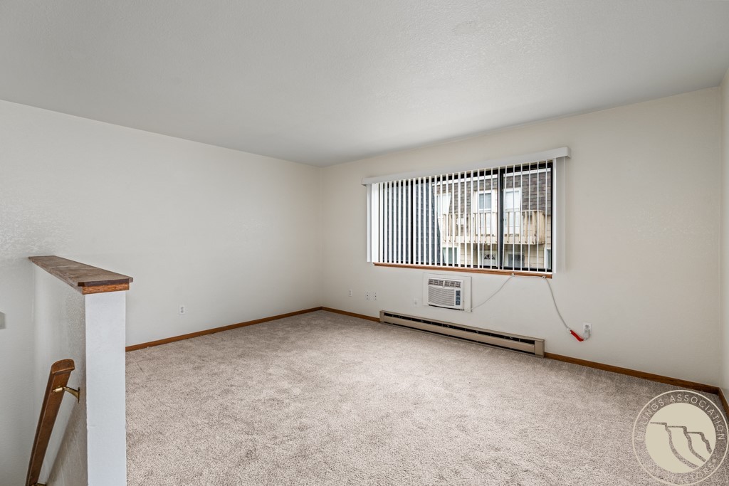 2225 Monad Road 2