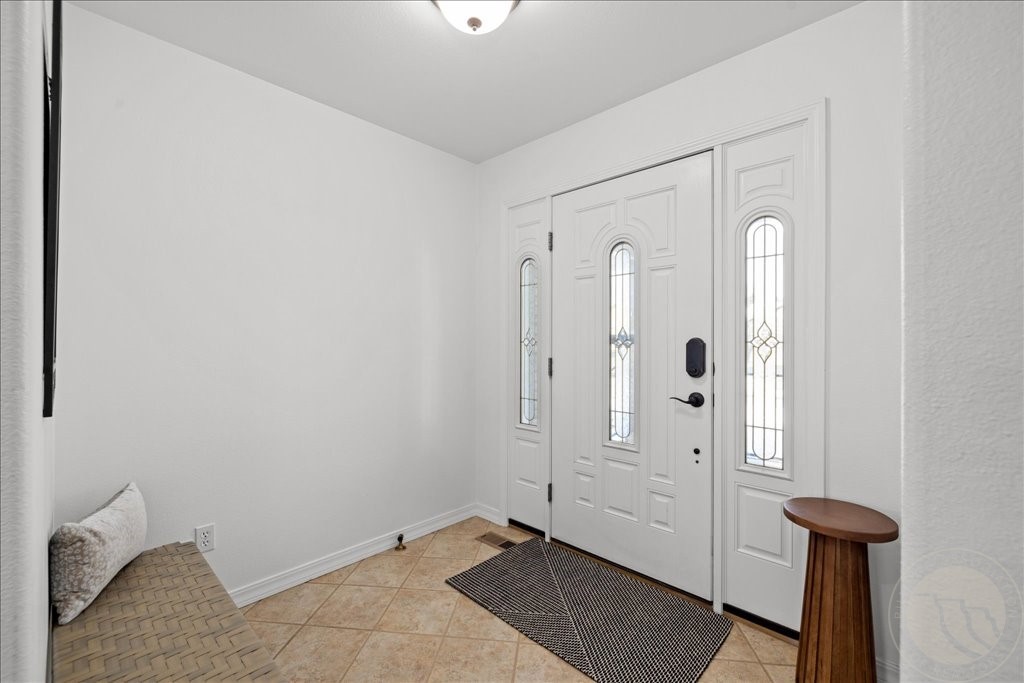 2466 Southridge Drive