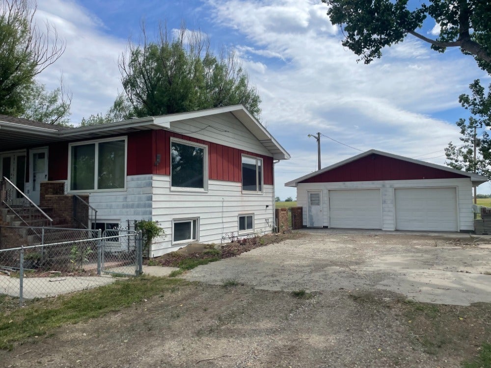 2381 S 16th Road