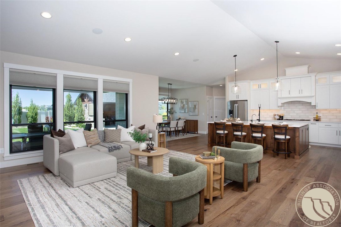 310 Moonstone Lane
