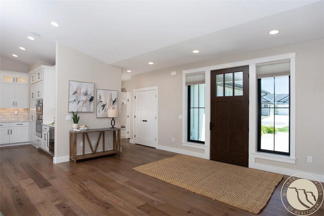 310 Moonstone Lane