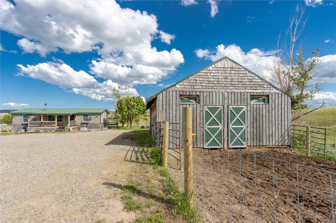 2415 Rocky Cliff Trail