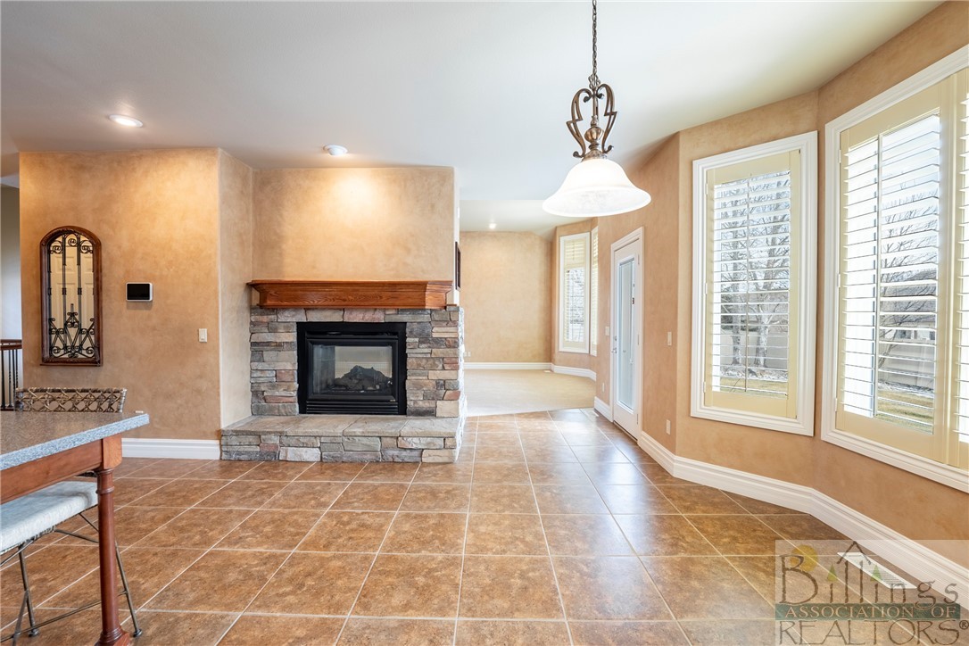 Billings, Montana 59106, United States, 6 Bedrooms Bedrooms, ,4 BathroomsBathrooms,Residential,Contingent,63449