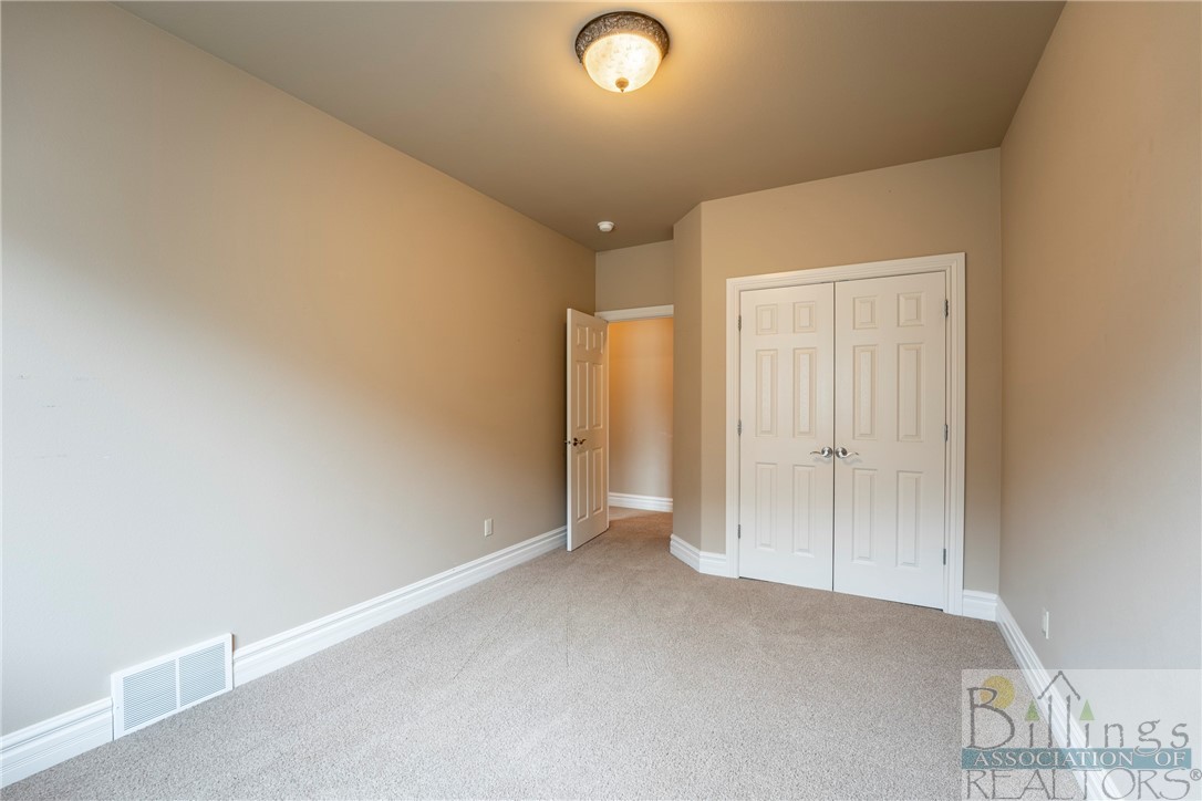 Billings, Montana 59106, United States, 6 Bedrooms Bedrooms, ,4 BathroomsBathrooms,Residential,Contingent,63449