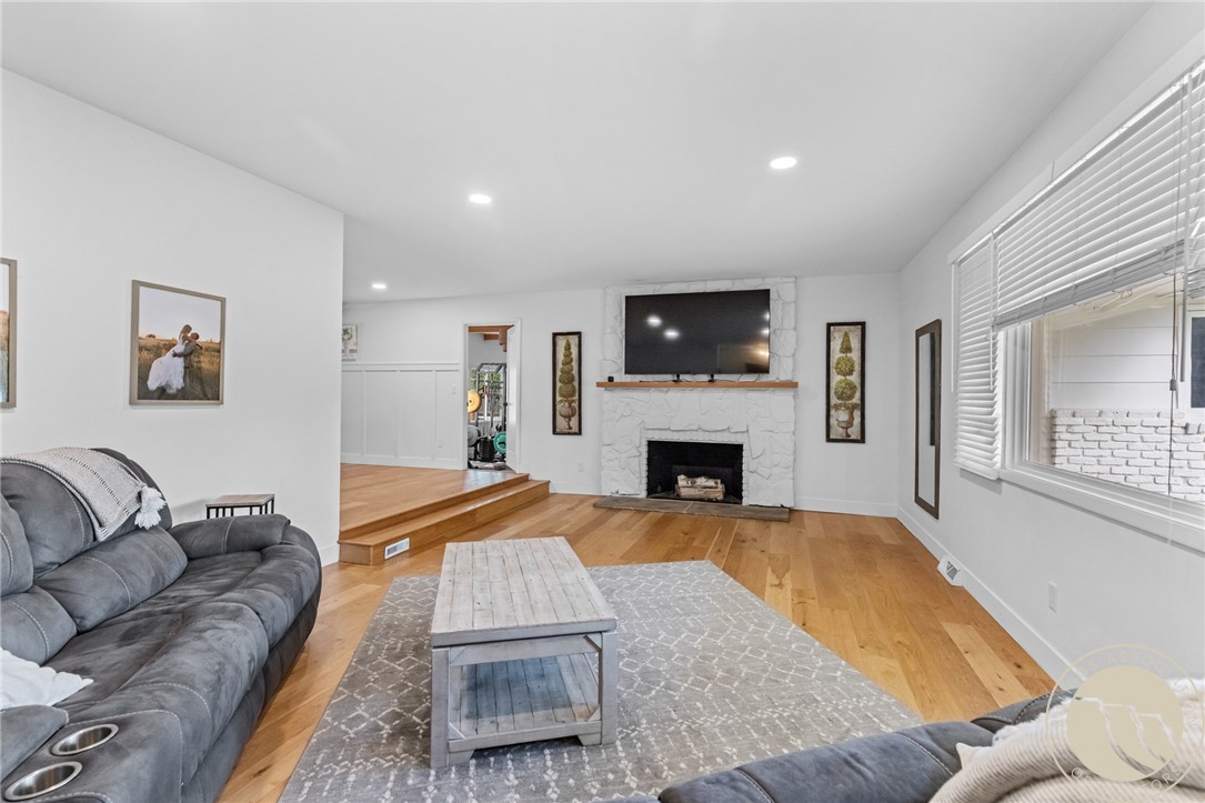4423 Rimrock Road