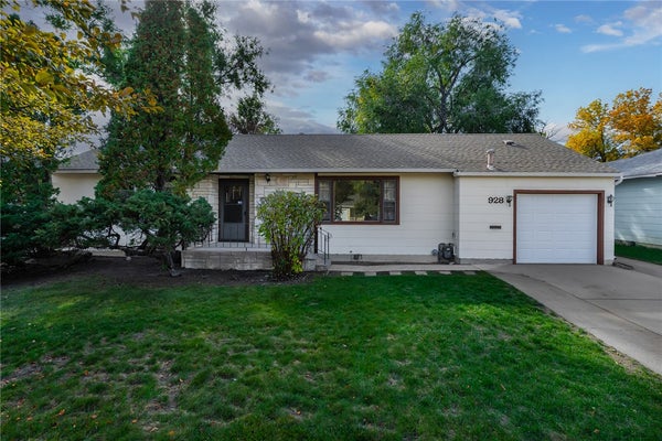 928 PARKHILL DR, BILLINGS, MT 59102 - Image 18e4e02b4a2a1032250e1a7b390f08d8/3330394100