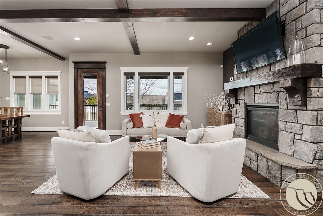3139 Harrier Lane