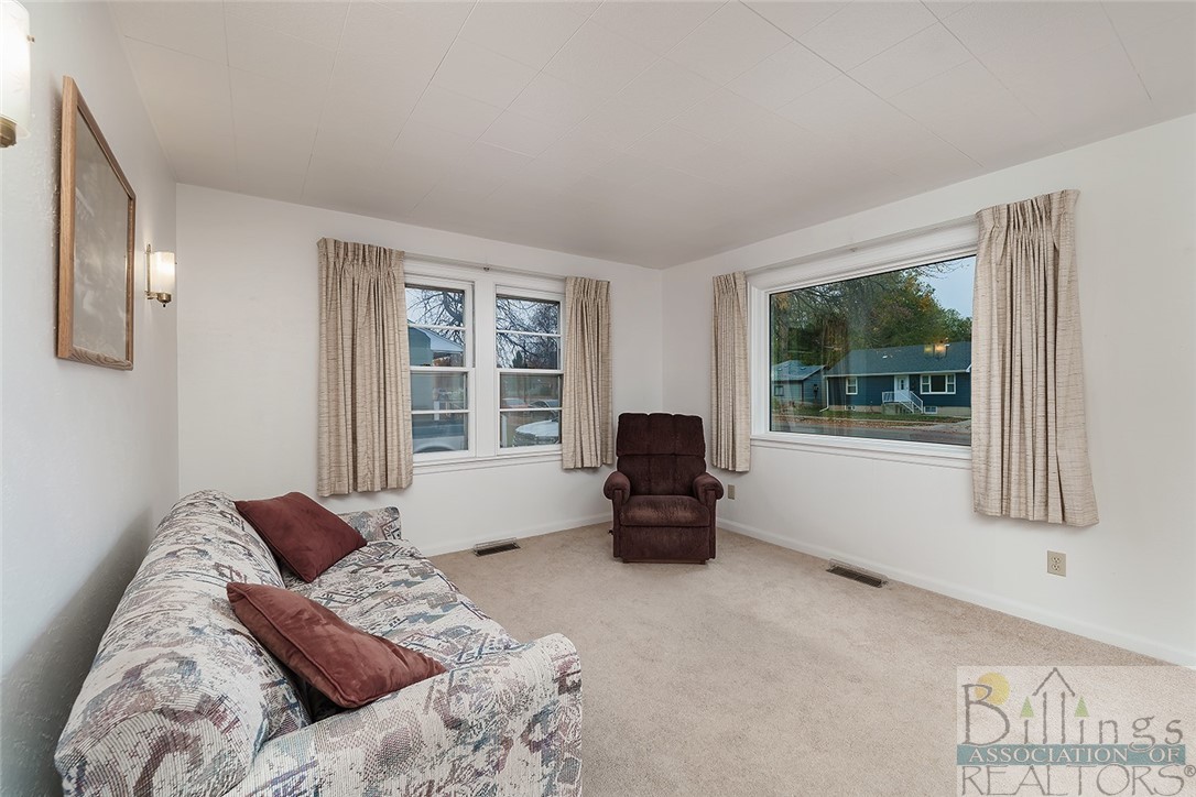 608 5th Ave