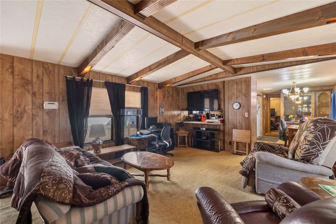 16 Woodgrain Drive